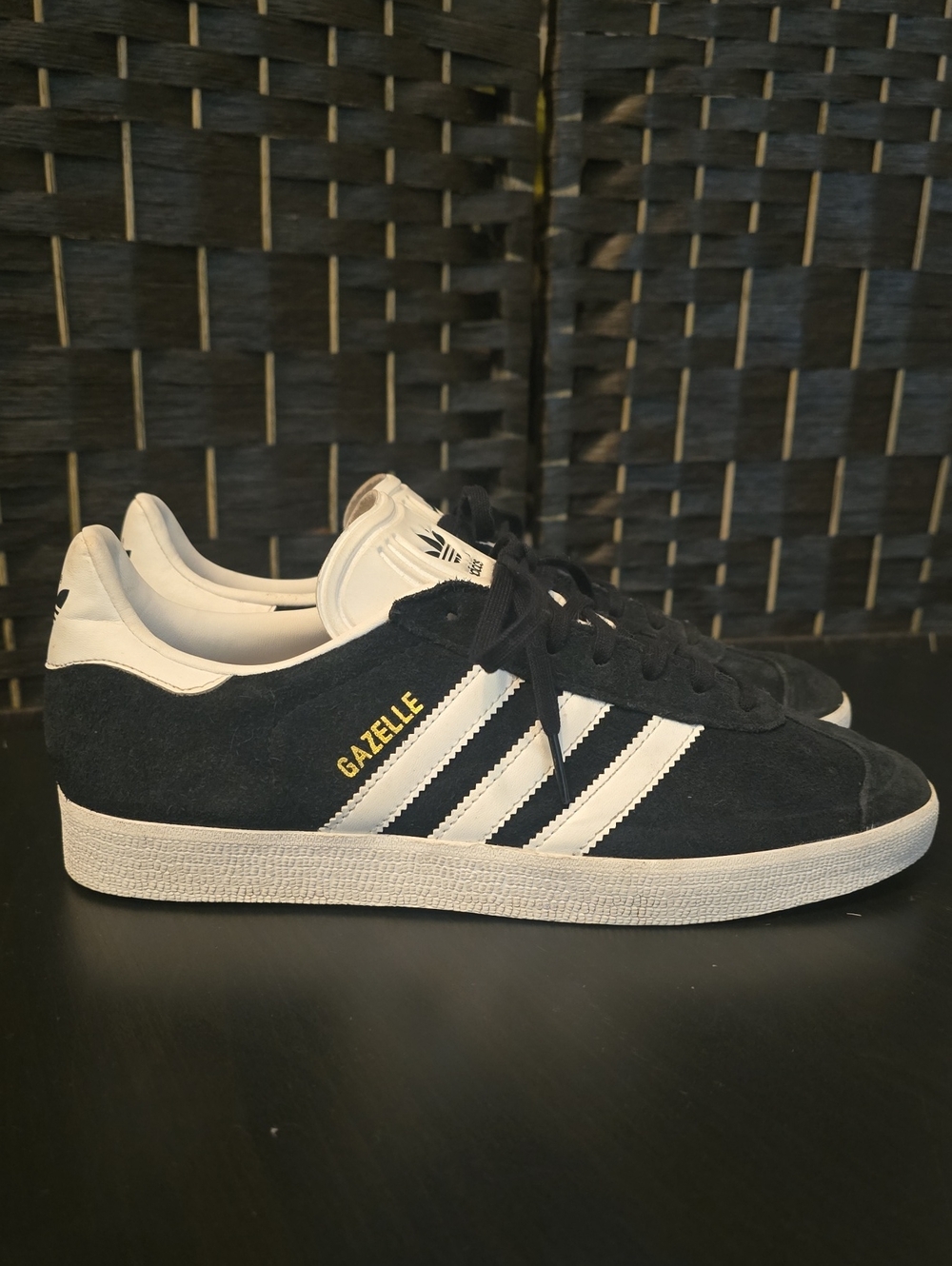 Adidas Originals Gazelle Suede Sneakers, 7.5 Mens 8.5 Womens